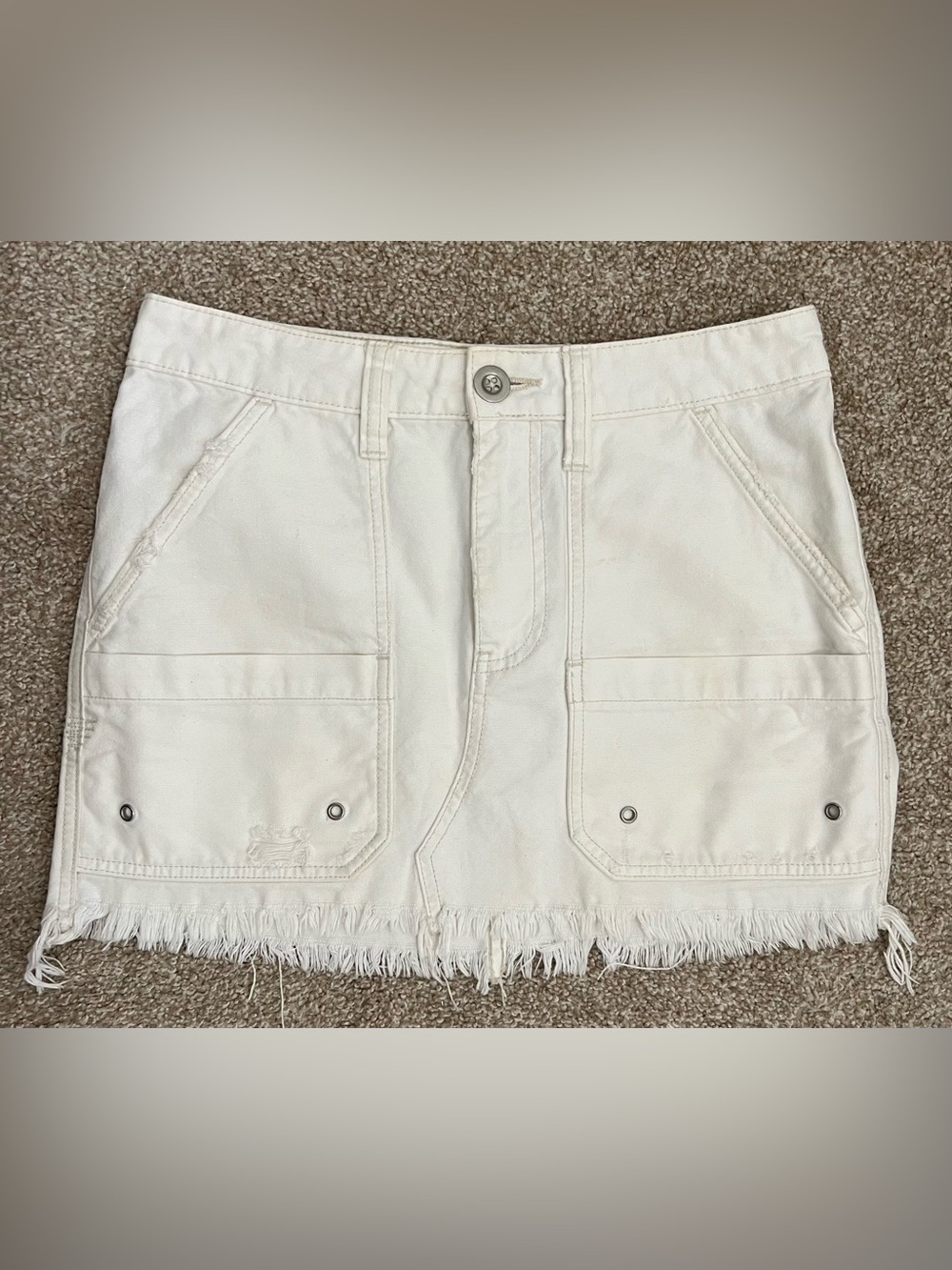 Free People White Denim Mini Skirt Woman’s Size 26